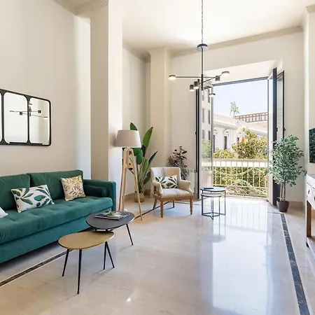 Chezmoihomes Town Hall דירה גרנדה